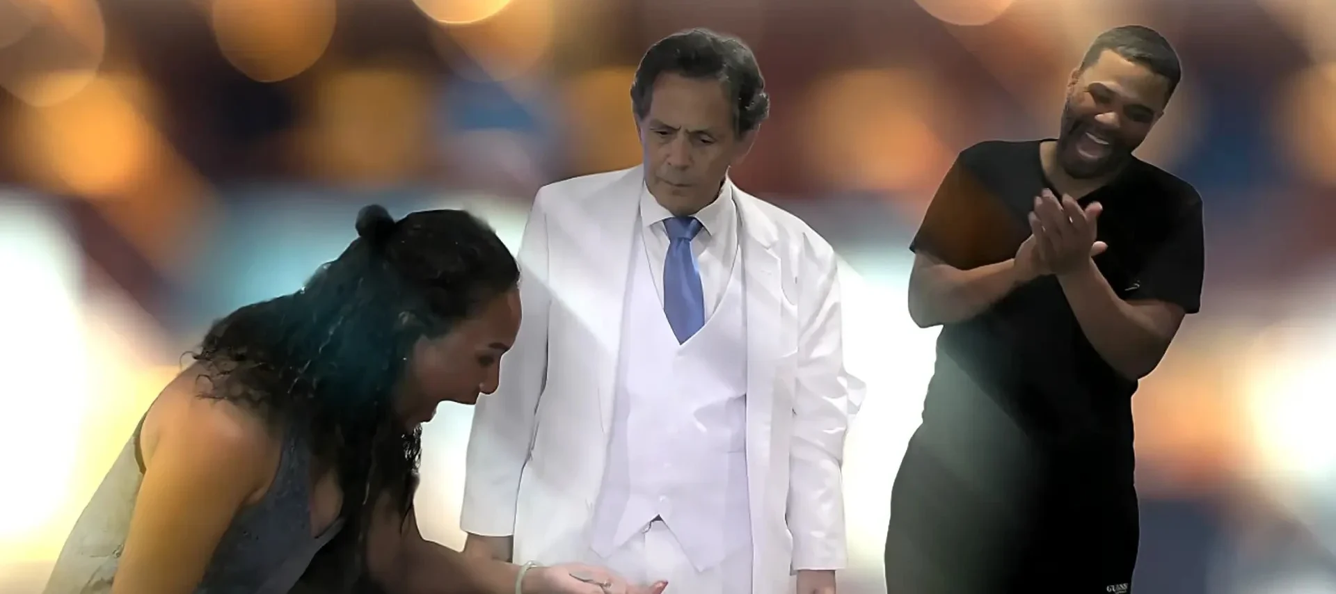 Boston Massachusetts Magican Joe Ferranti entertaining with jaw dropping magic!